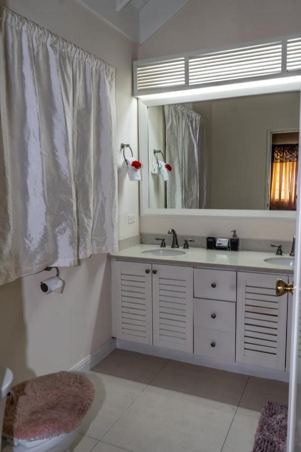Smart Villa @ Richmond Екстериор снимка